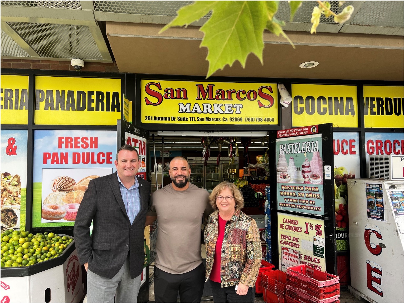 City Council visits San Marcos Market for September business visits