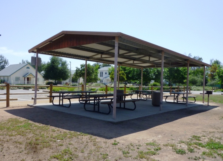 Walnut Grove Central Shelter