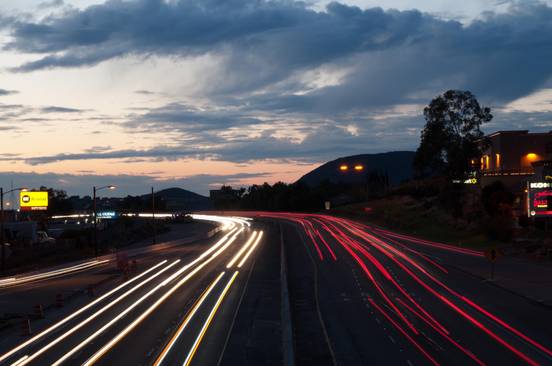 SR 78 Traffic Lights at Night